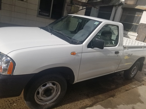 Nissan Frontier 4x2 Pick D22cl Año 2011