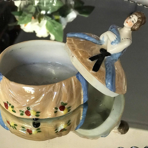 Imagen 5 de 6 de Alhajero De Porcelana Alemana Con Dama Antigua