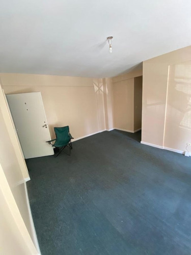 Imagen 3 de 10 de Se Vende Departamento 3 Amb Con Cochera