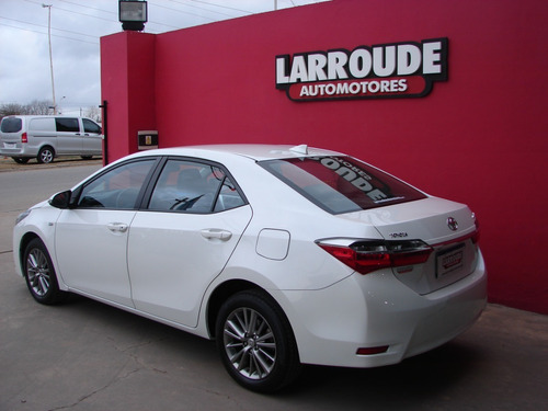 Imagen 6 de 7 de Toyota Corolla Xei Mt 2018 48500km
