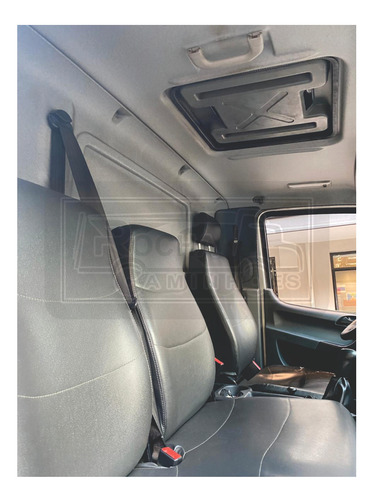 Mb Mercedes Accelo 1016 4x2 Ano 2016 Com Plataforma 6,5 Mt