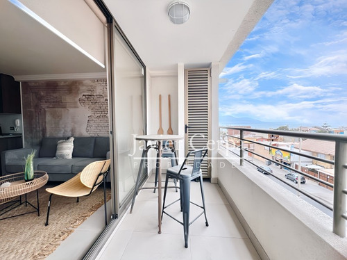 Comodo Depto Amoblado, Condominio Sector Norte