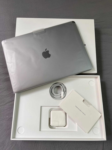 Apple Macbook Air (13 Pulgadas, 2020, Chip M1, 256 Gb, 8 Gb) (Usado)