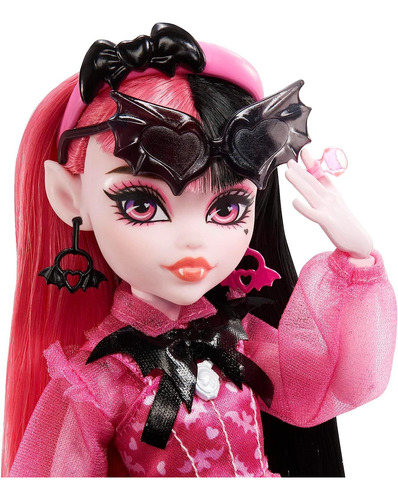 Monster High Muñeca De Moda Draculaura Con Pelo Rosa Y Negro