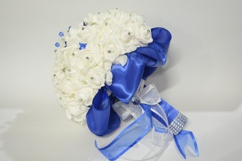 Ramo Novia Blanco Azul Rey Con Detalles Azules Cristales | Envío gratis