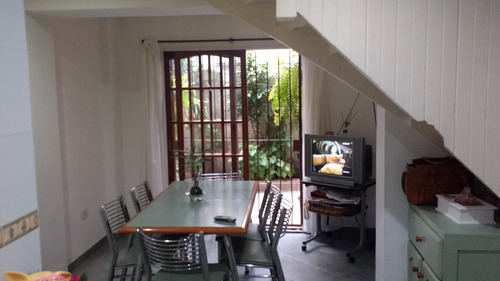 Imagen 2 de 14 de Casa Venta Pasaje Mburucuya 5 Ambientes Liniers