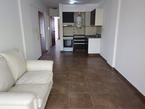 Imagen 13 de 30 de 1 Dormitorio · Cochera · Pileta · Terraza
