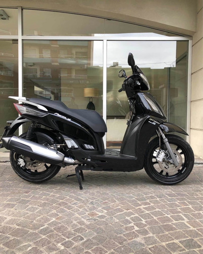 Imagen 9 de 11 de Kymco People Gti300