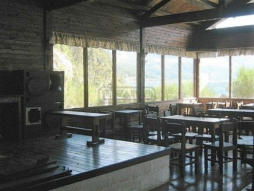 Turístico En Venta Ubicado En Lago Gutiérrez, Bariloche