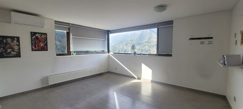 Casa En Arriendo De 5 Dorm. El Arrayan