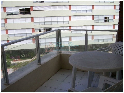 Imagen 3 de 30 de Apartamento En Brava Para La Venta.