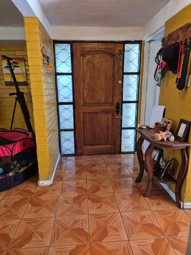 Casa Tres Pisos En Avenida Principal Ciudad Satélite - Maipú