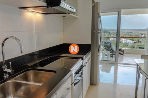 Venta De Apartamento De 3 Dormitorios En Veramansa Con Parrillero Propio