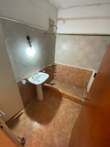 Imagen 8 de 18 de Casa En Venta De 3 Dormitorios C/ Cochera En José C. Paz