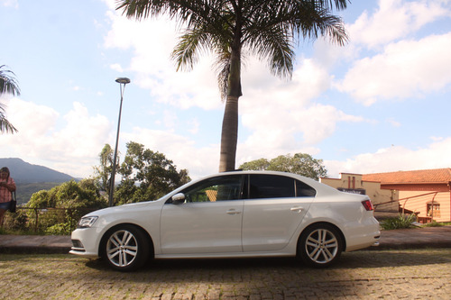 Volkswagen Jetta 2.0 Tsi Highline 4p