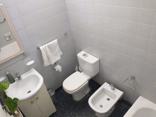2 Ambientes En Pb En Venta En Flores