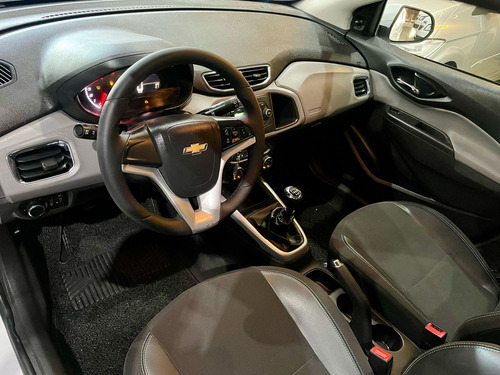 Chevrolet Onix Onix Hatch LT 1.0 8V FlexPower 5p Mec.