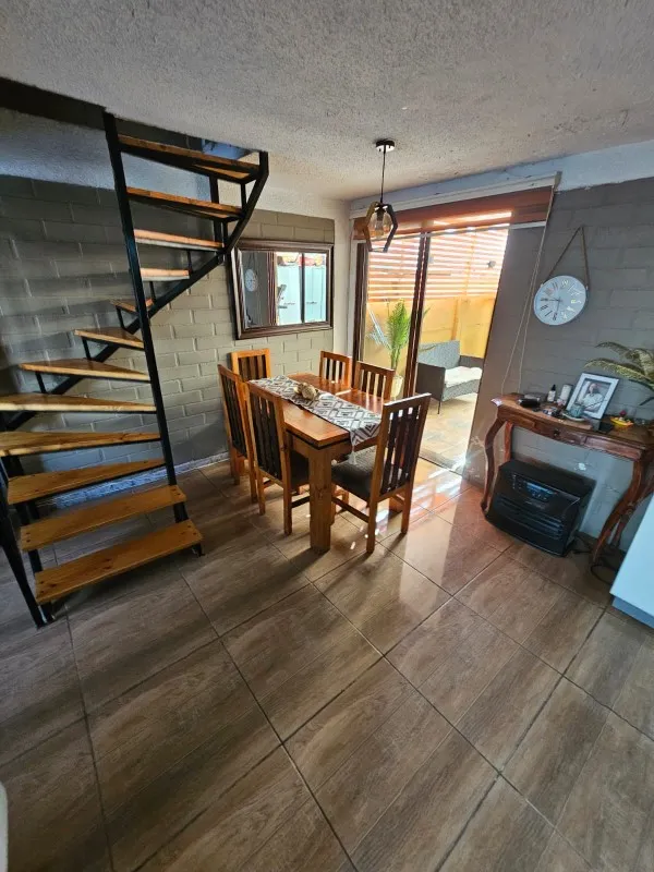 Imagen 3 de 11 de Cómoda Casa En Venta, Parque El Manzano