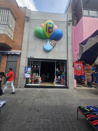 Alquiler De Local Comercial En Boulevar De Catia