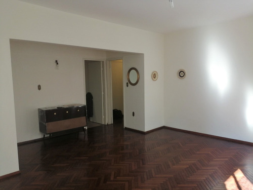 Imagen 3 de 13 de Alquiler Apartamento 2 Dormitorios Y 1 Servicio Pocitos