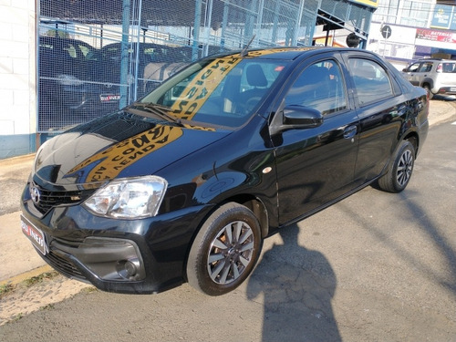 Imagem 1 de 13 de Toyota Etios 1.5 X Sedan 16v Flex 4p Manual
