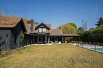 Comprar Excelente Propiedad Sobre Lote 1850m2 En Esquina - Teresa Urdapilleta Propiedades