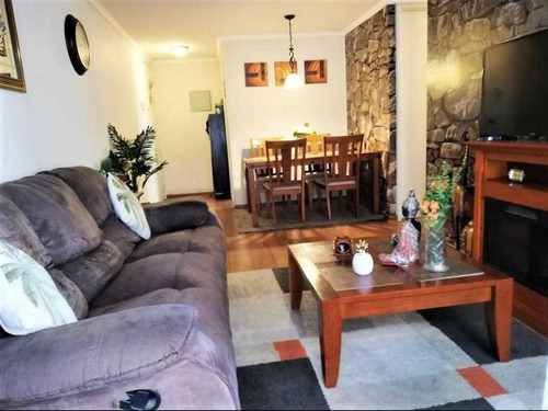 Departamento Espacioso Y Amoblado, Piscina Y Servicios
