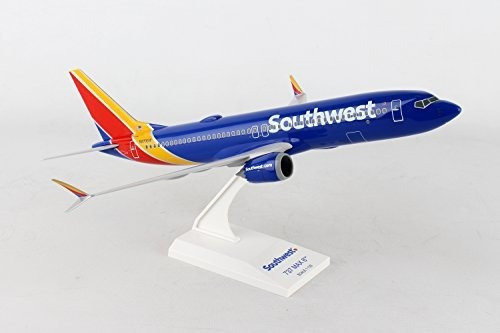 Avión Modelo Southwest 737-max8 1/130 Con Wifi