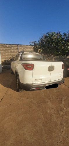 Fiat Toro 2019 1.8 16v Freedom Flex 4x2 Aut. 4p