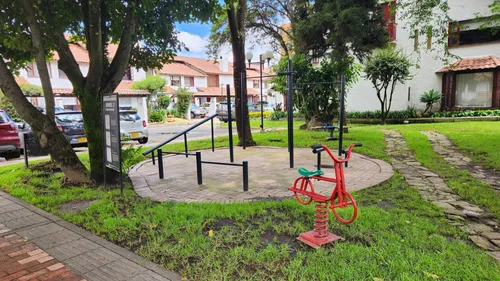 Casa En Venta En Andes Norte. Cod V1030179