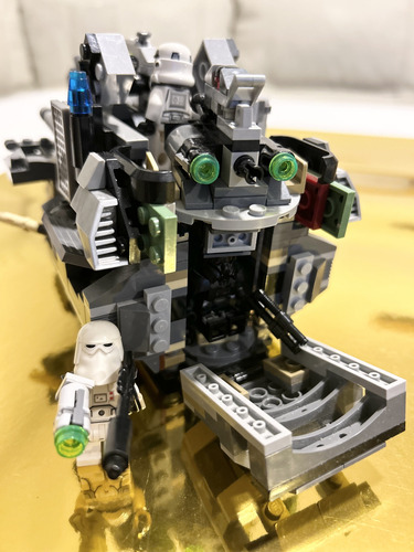 Lego Star Wars Robot Mandalorian Stormtrooper. (Usado)