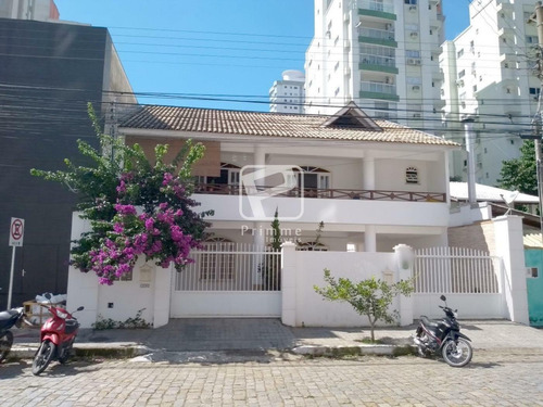 Imagem 1 de 15 de Casa 6 Dormitórios A Venda Em Balneário Camboriú - 5943