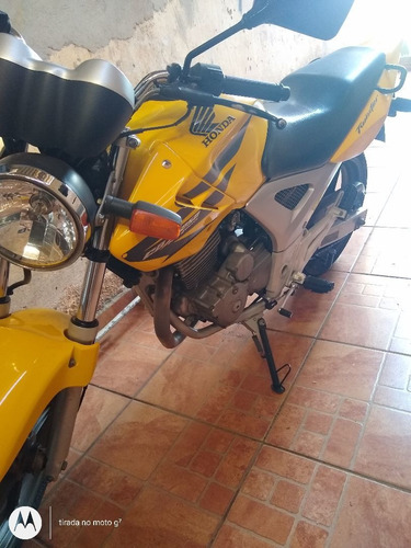 Imagem 4 de 5 de Honda Twister