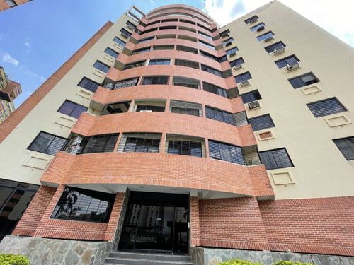 205505 Venta Penthouse, Res. Portal De Mañongo 3, Urb. Mañongo, Naguanagua, 369m² Solo Clientes