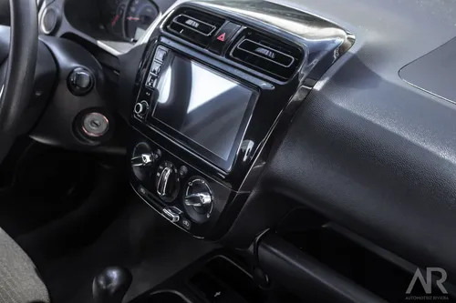 Mitsubishi Mirage 1.2 G4 GLX Cvt