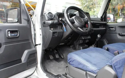 Suzuki Jimny 1.5