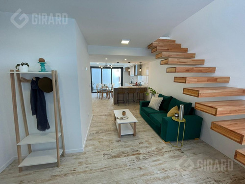 Imagen 2 de 30 de Duplex Venta Parque Luro