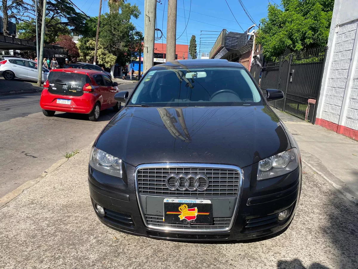 Audi A3 1.6 Premium Cuero