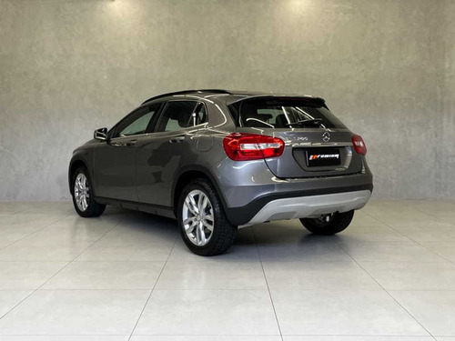 Imagem 4 de 15 de Mercedes-benz Gla 200