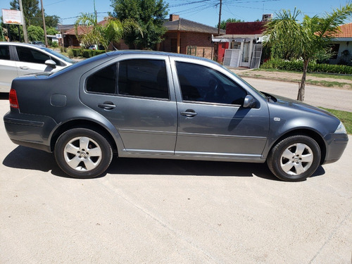 Volkswagen Bora Tdi 2011