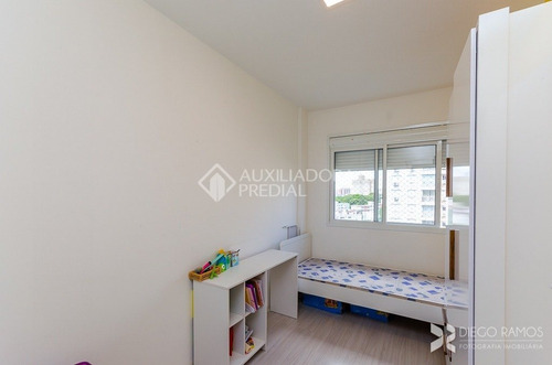 Imagem 9 de 15 de Apartamento - Passo Da Areia - Ref: 356097 - V-356097