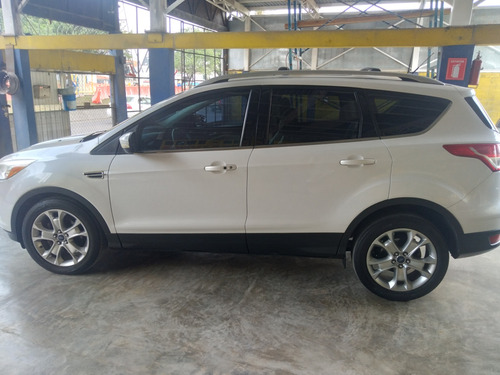Ford Escape 2.0 Titanium Año 2014 4 Cil