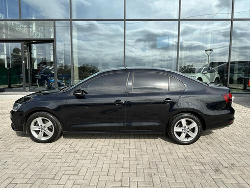 Imagen 2 de 17 de Volkswagen Vento 1.4 Comfortline At 150cv