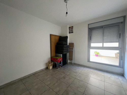 General Paz Departamento En Venta De 2 Dormitorios 2 Baños Con Gran Terraza - Apto Credito