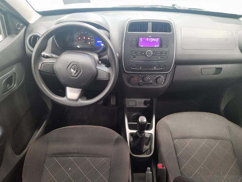 Imagen 13 de 14 de Kwid Intens Std