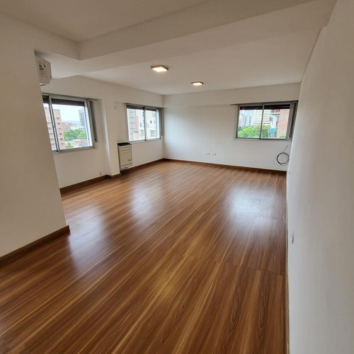 Alquiler Departamento 3 Dormitorios, En Centro De Neuquén Capital