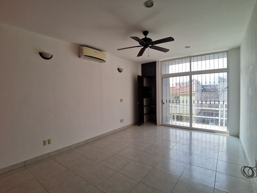 Imagen 10 de 13 de Casa En Renta En Residencial La Hacienda