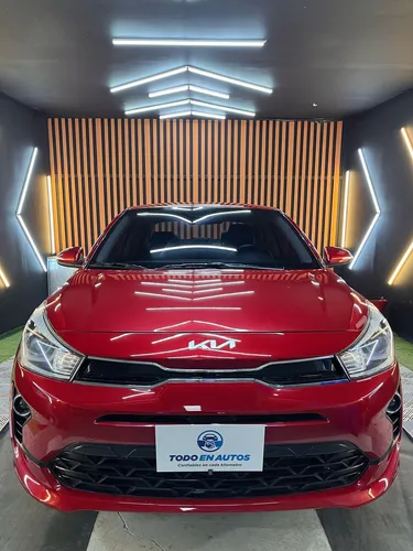 Kia Rio 1.4 Zenith Hb 4 p