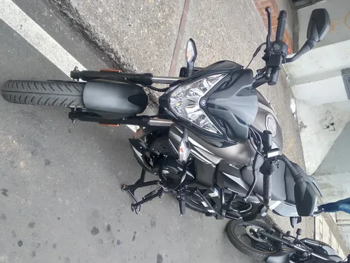 Pulsar Ns 160, Color Gris Piedra, Modelo 2024