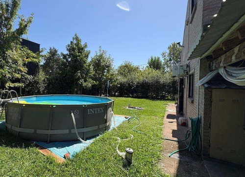 Casa En Venta - 4 Dormitorios 1 Baño - La Reja